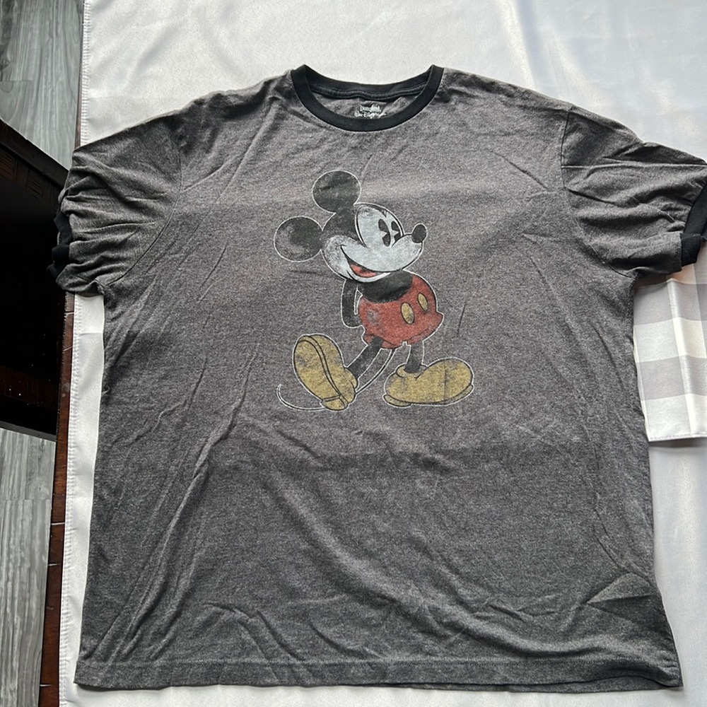 Mens Disney T-shirt